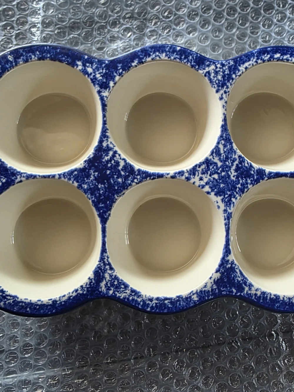 Blue Speckled Ceramic 6-Cup Muffin Pan - Home Kitchen Bakeware